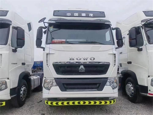 二手復(fù)合板牽引車
