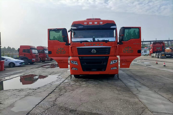 二手國(guó)五牽引車(chē)供應(yīng)廠家