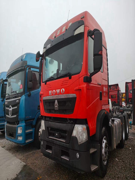 二手豪沃TX460馬力牽引車(chē)