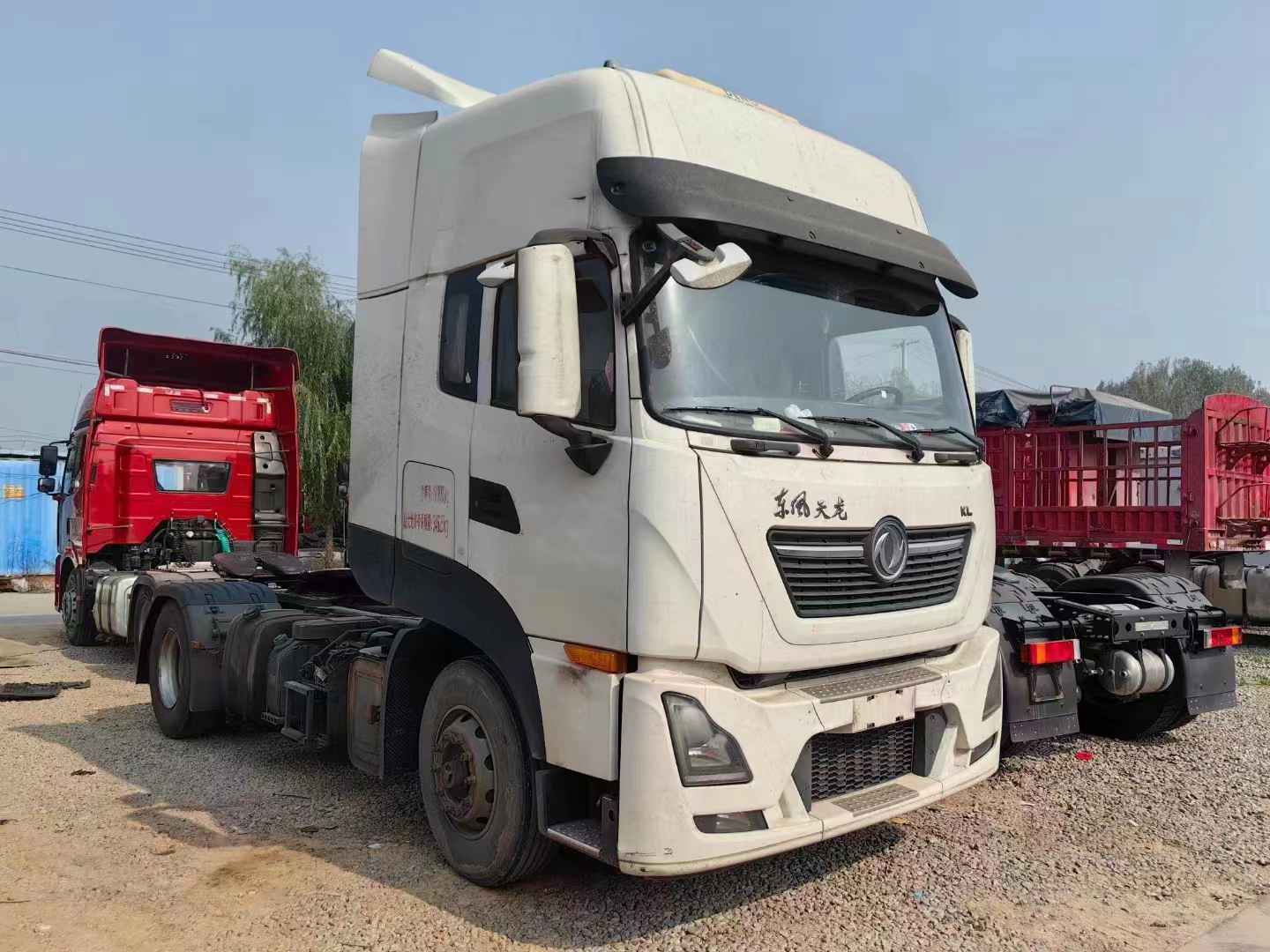 二手東風(fēng)天龍牽引車
