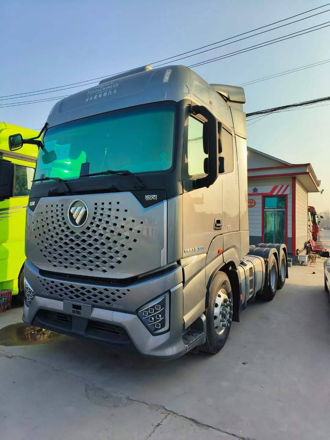 二手歐曼銀河580馬力牽引車(chē)