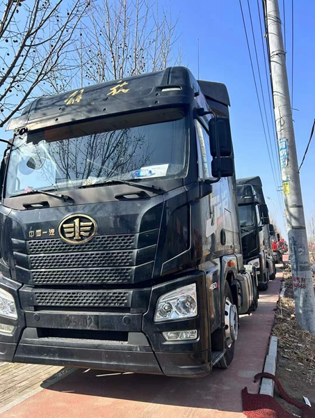 二手單驅(qū)牽引車(chē)廠(chǎng)家