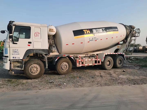二手罐車(chē)攪拌車(chē)